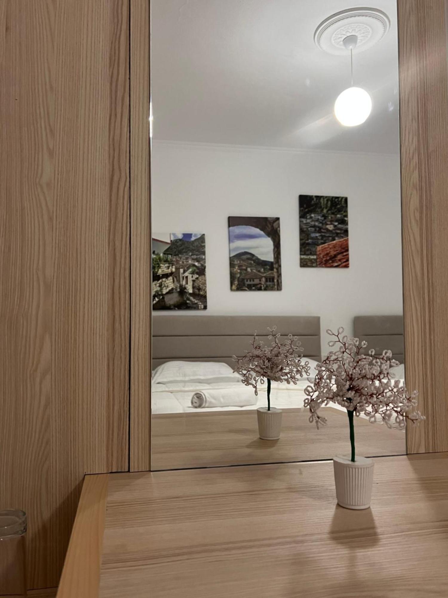Hotel Villa Edis Берат Екстериор снимка